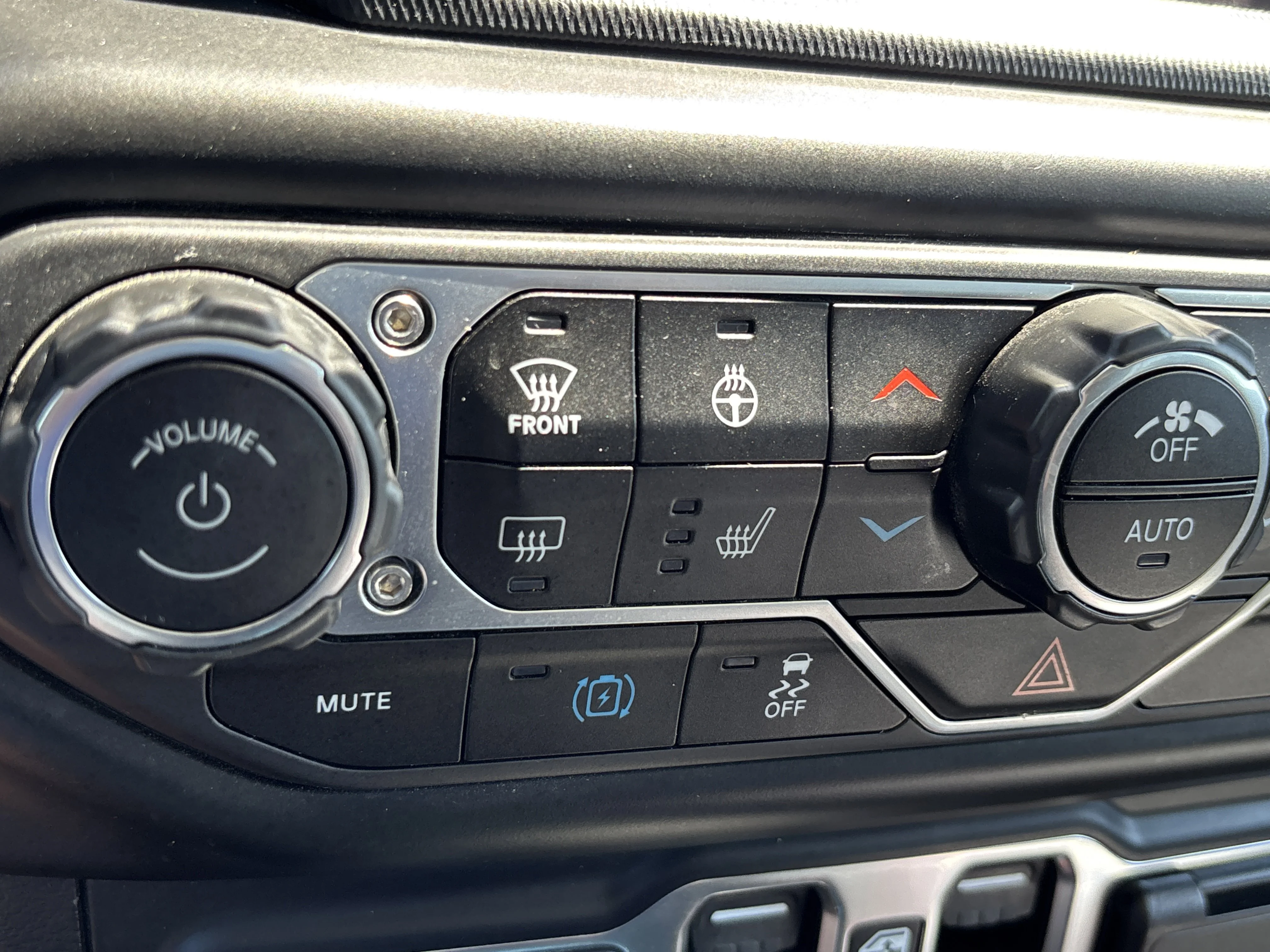 Used 2023 High Velocity Clearcoat Jeep Rubicon 4xe image 38