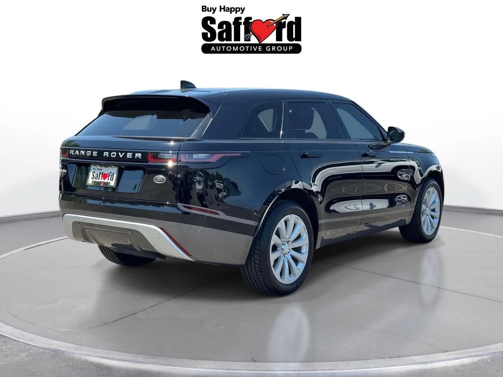 Used 2018  Land Rover S image 9