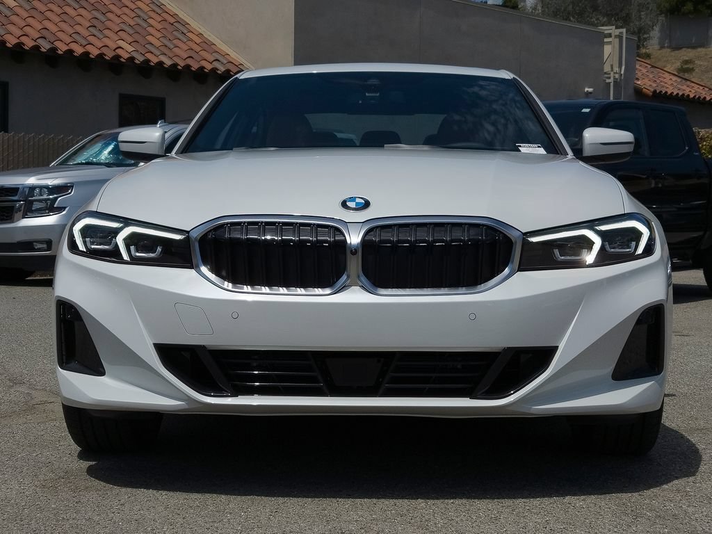New 2026 Mineral White Metallic BMW 330i image 2