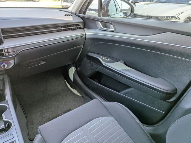 New 2026 Interstellar Gray Kia LXS FWD image 18