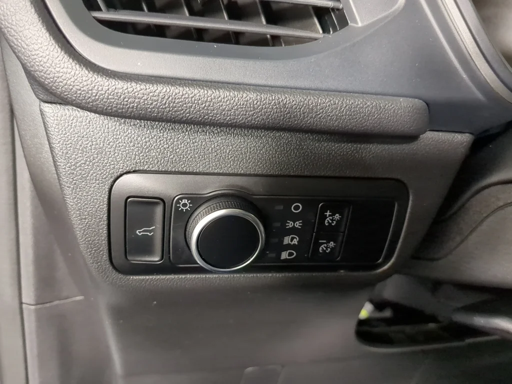 Used 2023 Blue Ford Active image 28