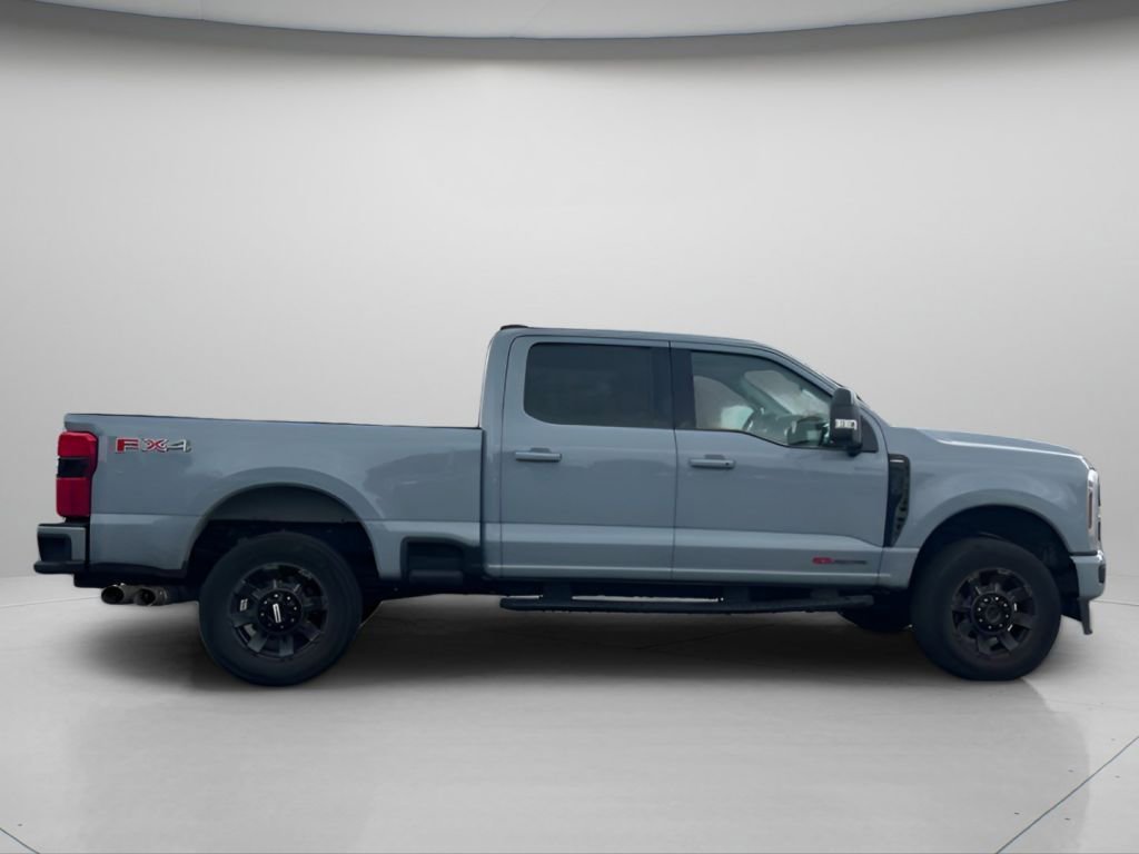 Used 2024 Gray Metallic Ford Lariat image 3