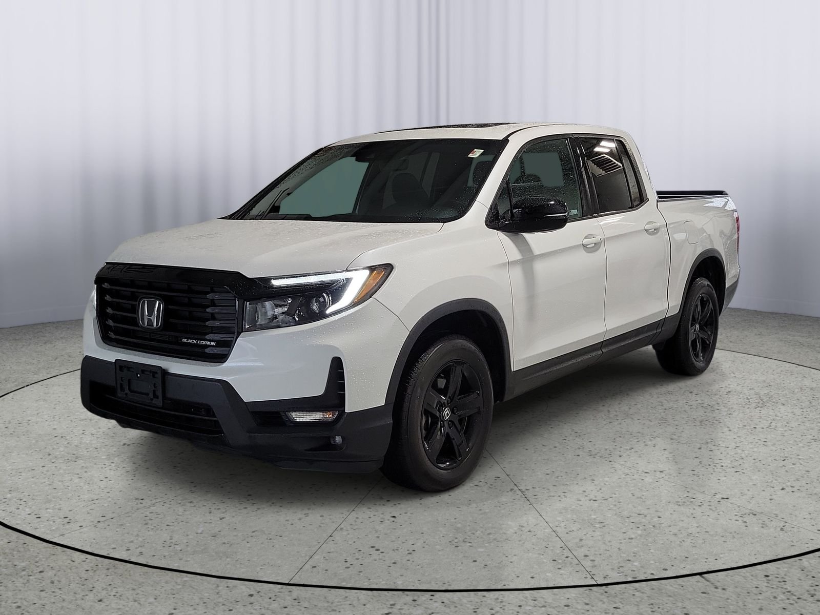 Used 2023 White Honda Black Edition image 4