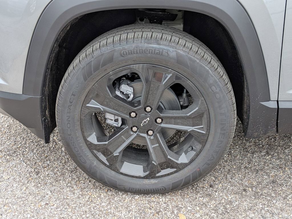 2026 Chevrolet Equinox LT - Photo 11