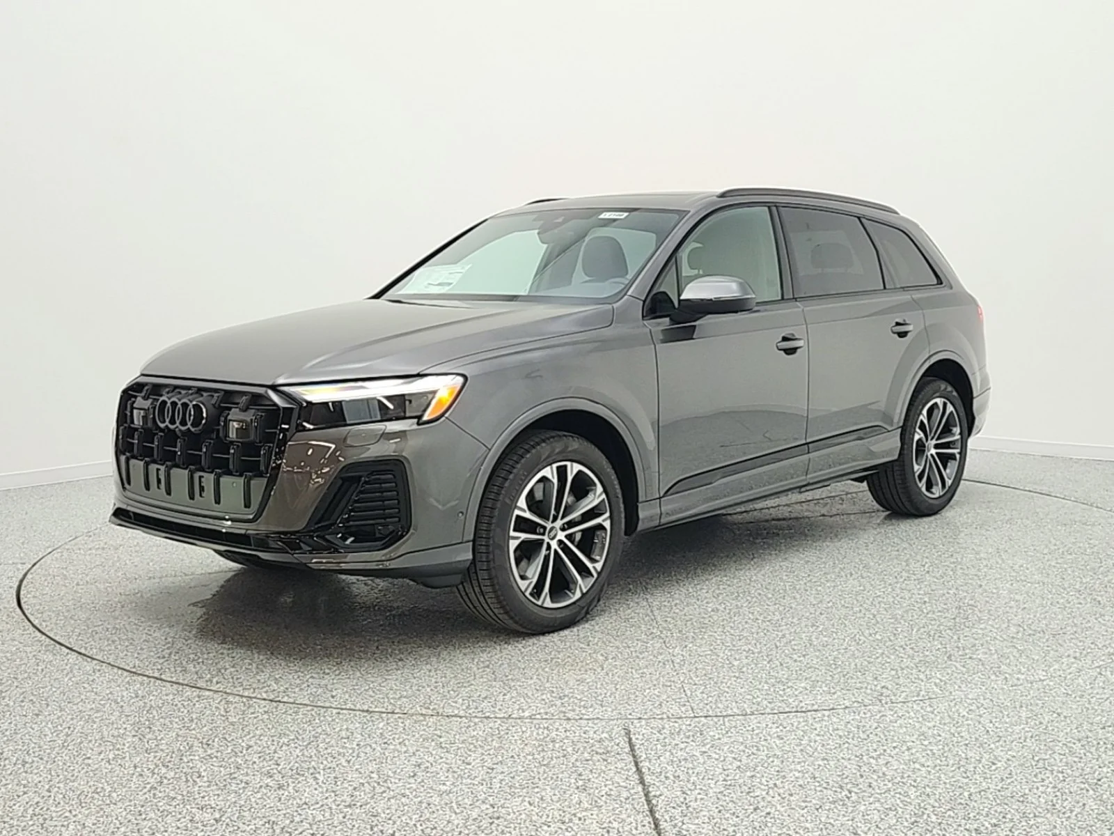 2026 Audi Q7 45 Premium quattro Tiptronic's photo