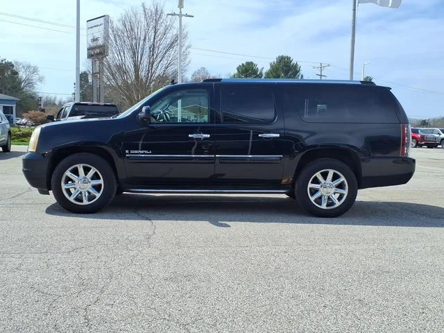Used 2008 Black GMC Denali image 9