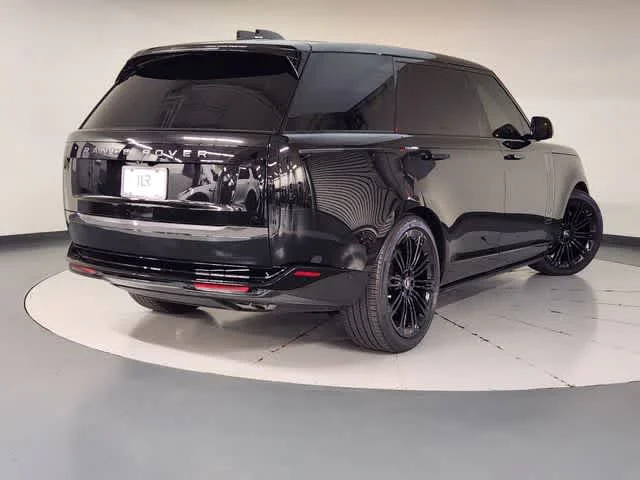 Used 2025 Santorini Black Metallic Land Rover Autobiography image 3