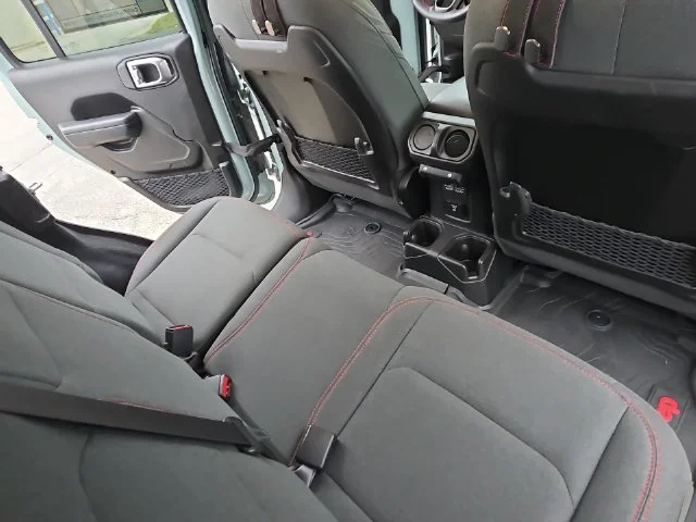 Used 2024 Gray Jeep Rubicon image 12