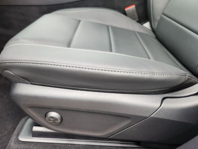 New 2026 Selenite Grey Metallic Mercedes-Benz GLS 450 image 9