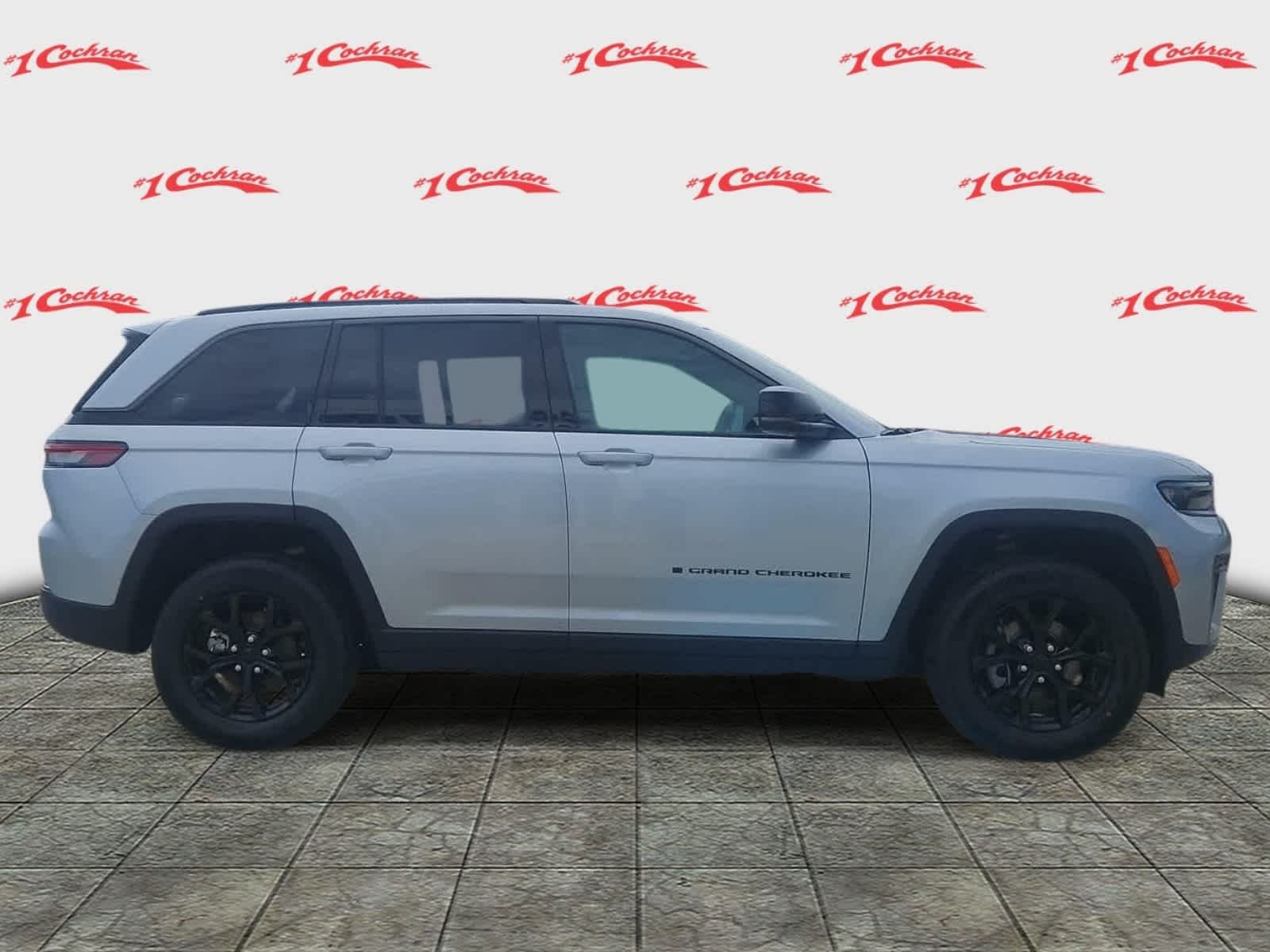 New 2026 Silver Zynith Jeep Laredo Altitude image 8