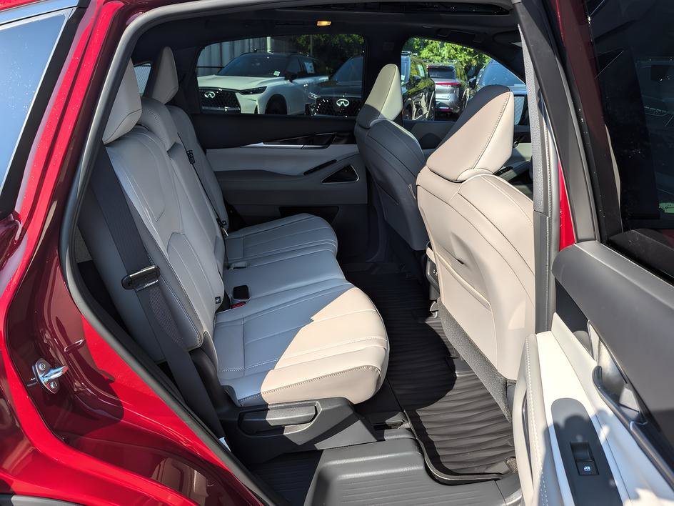 New 2027 Sunfire Red Pearl Metallic INFINITI SPORT image 22