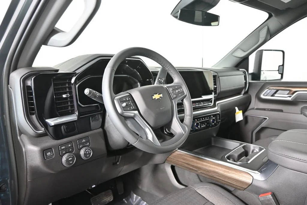 2026 Chevrolet Silverado 3500 HD LT - Photo 22