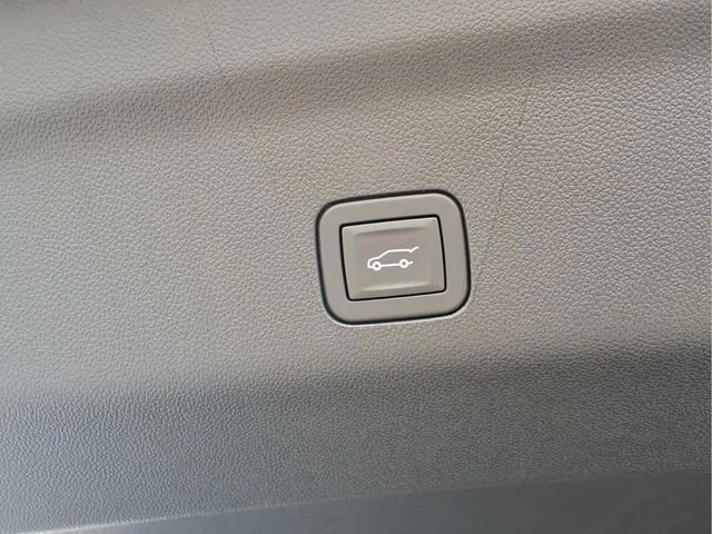 New 2026 Sterling Gray Metallic Chevrolet LT image 22