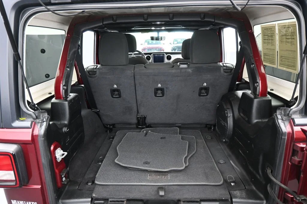Used 2021 Snazzberry Pearlcoat Jeep Unlimited Sport S image 37