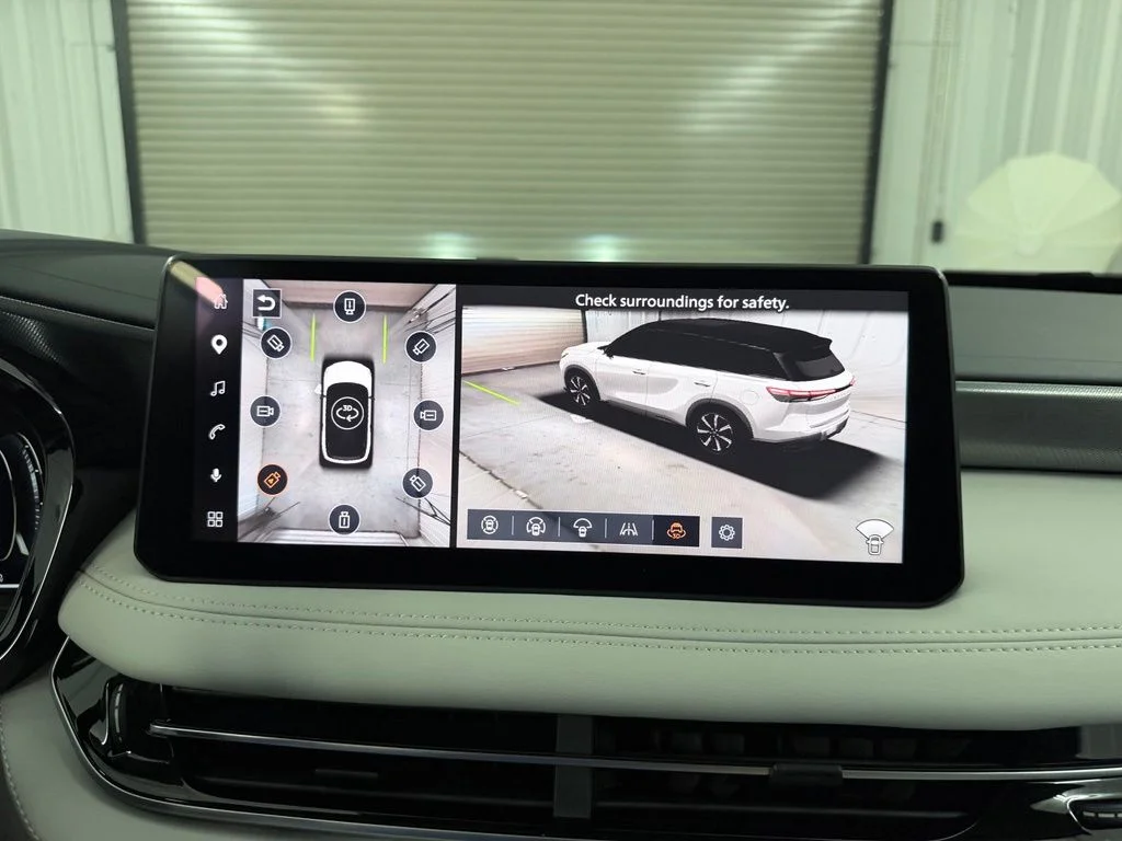 New 2027 WARM TITANIUM INFINITI Luxe FWD image 20
