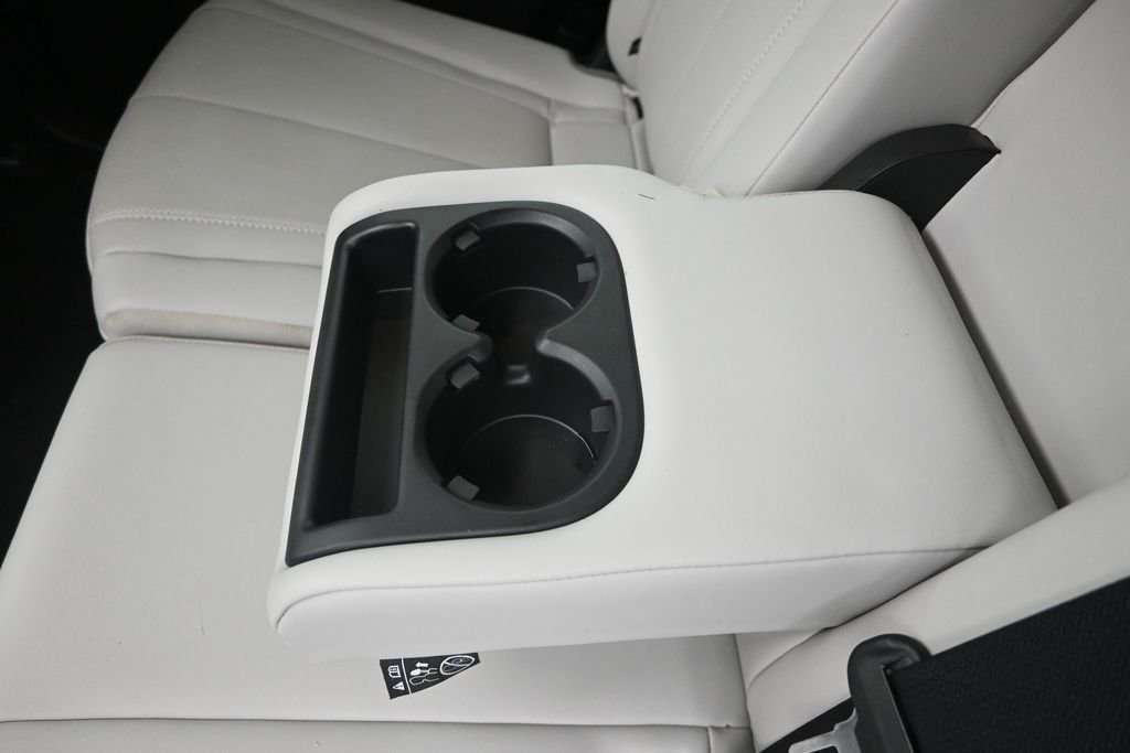 Certified Used 2026 White INFINITI PURE image 17