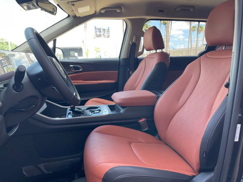 New 2026 Black Kia EX image 18