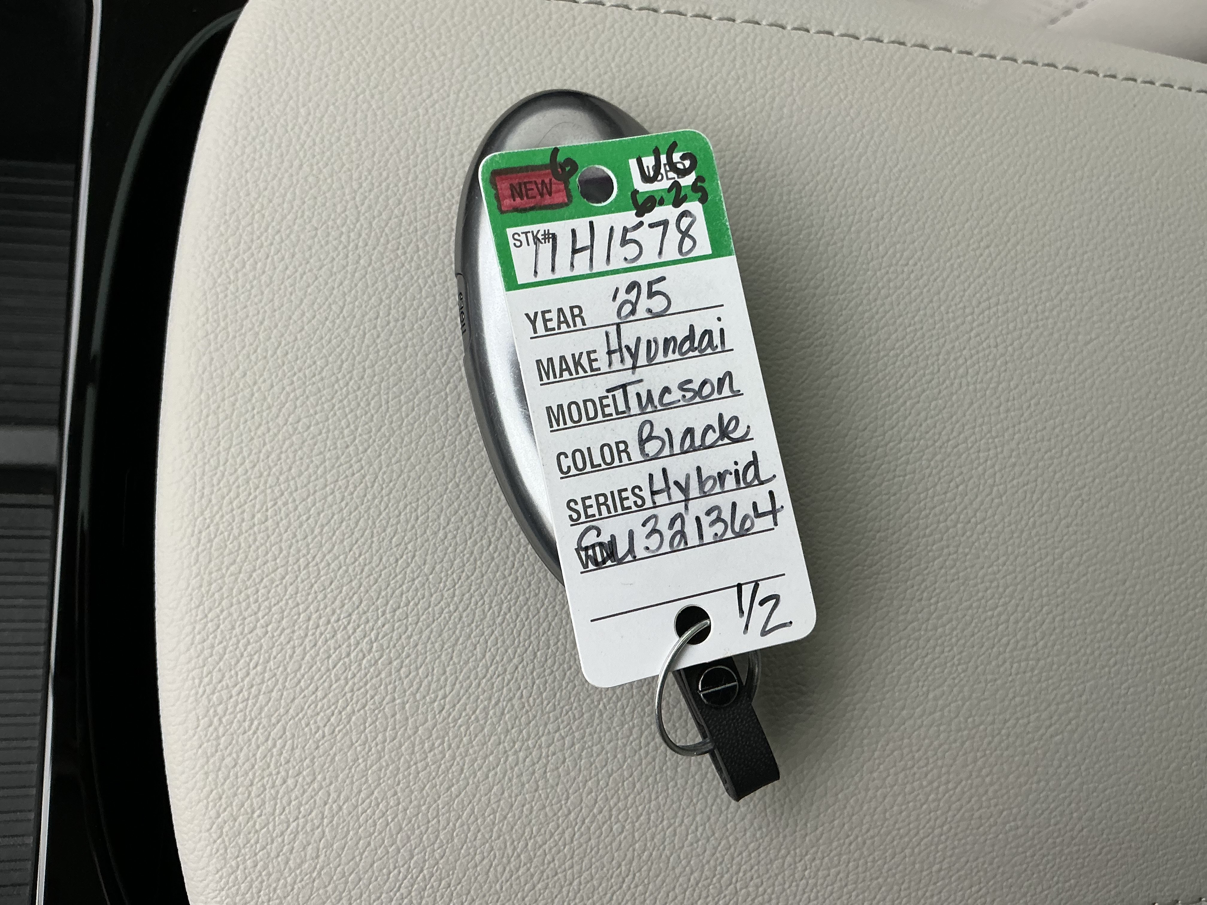 Used 2025 Ash Black Hyundai SEL Convenience image 8