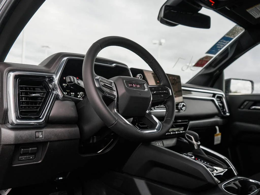 New 2026 Sterling Metallic GMC Elevation image 17
