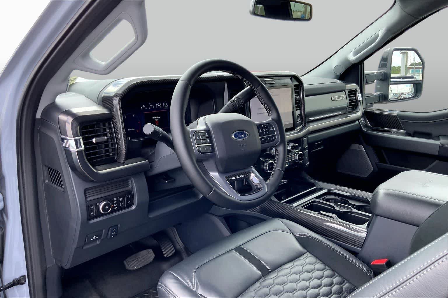 New 2026 Glacier Gray Metallic Tri-Coat Ford F-250® Lariat® image 8
