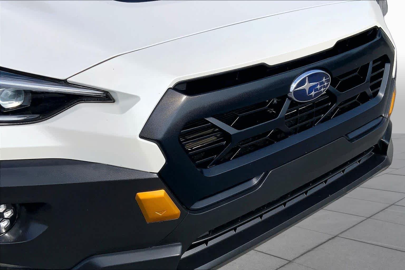 Used 2024 Crystal White Pearl Subaru Wilderness image 27