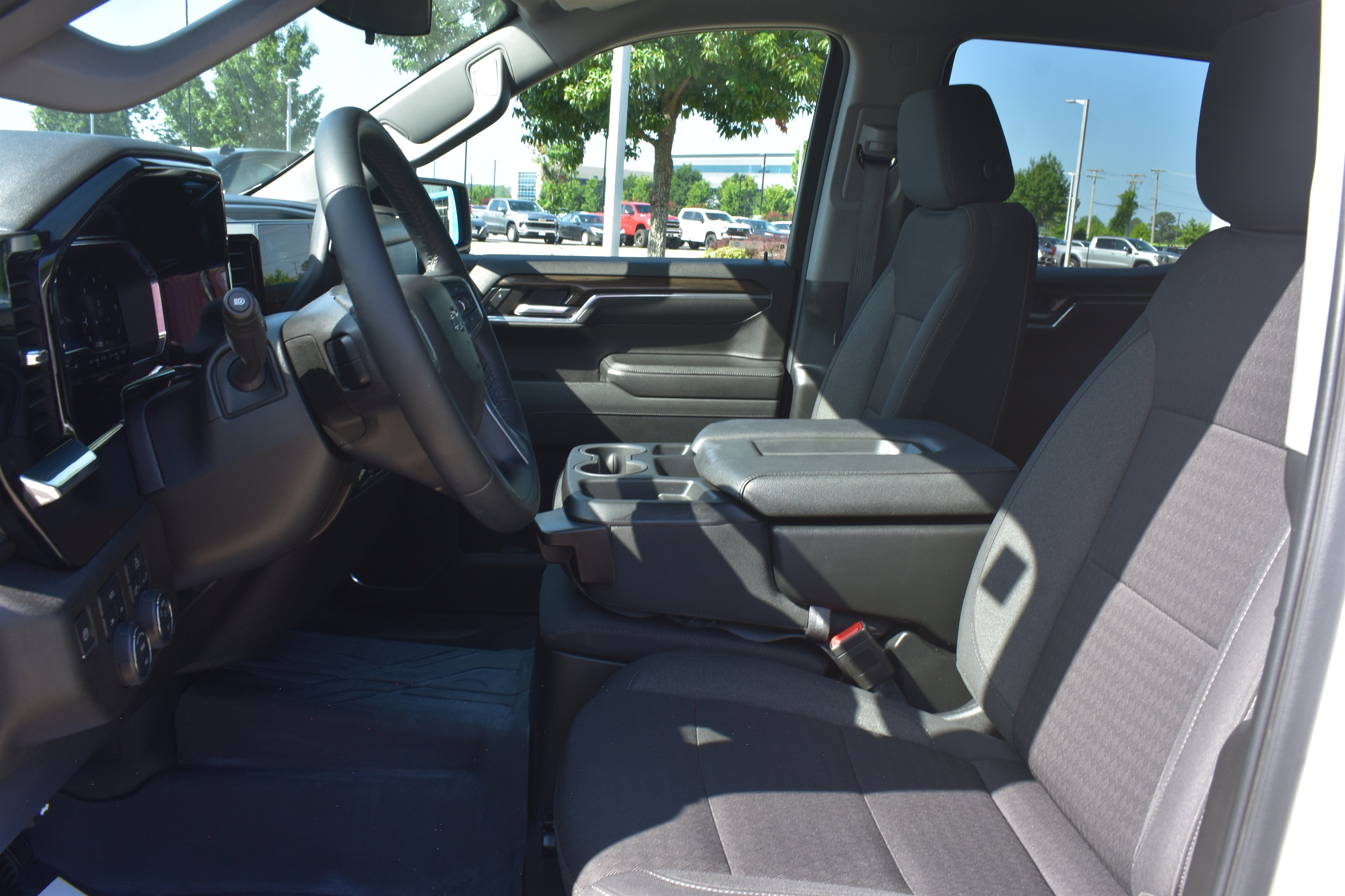 2024 Chevrolet Silverado 1500 RST - Photo 17