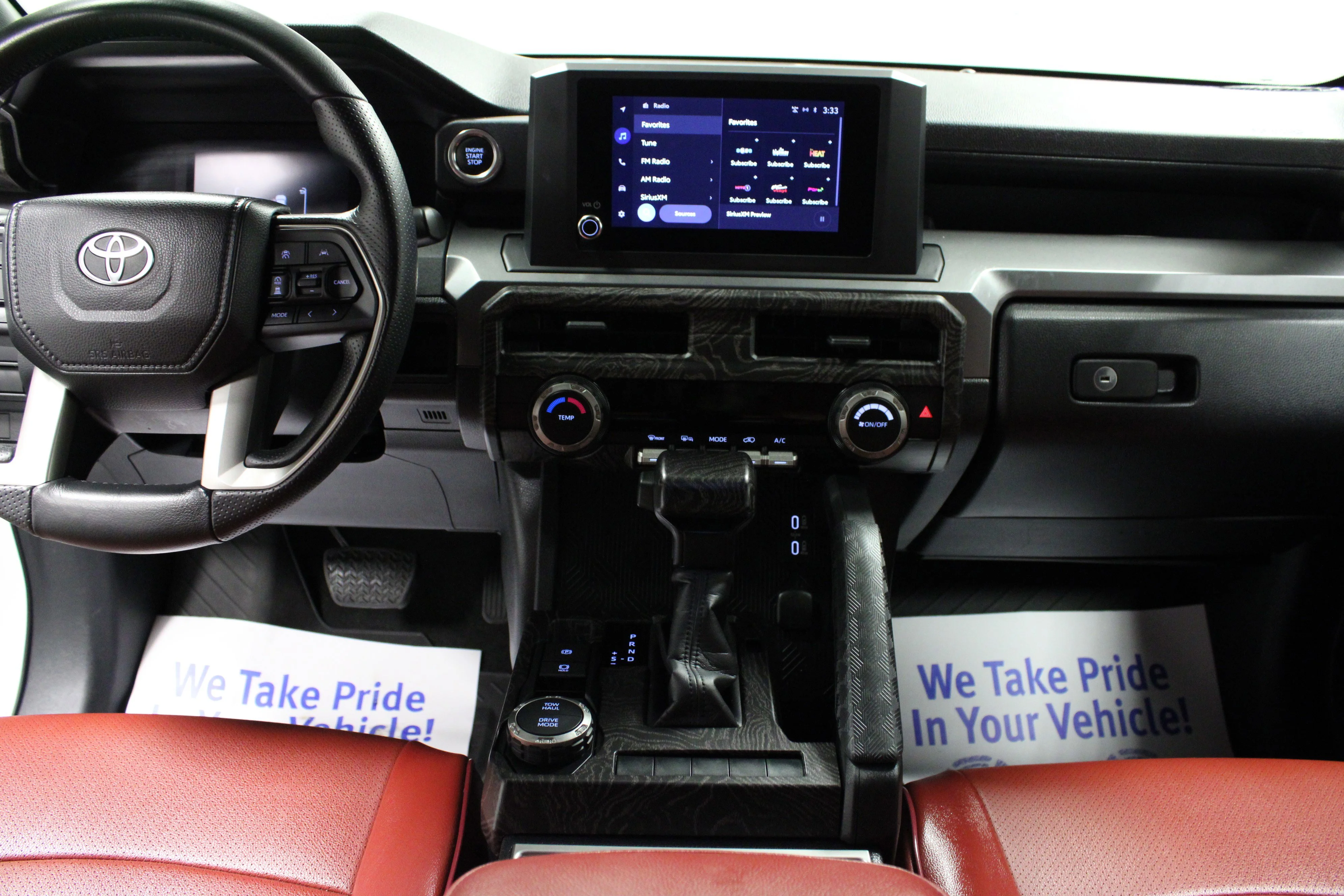 Used 2025 Ice Toyota SR5 image 18