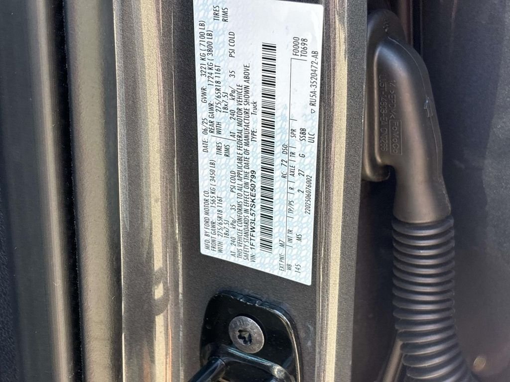Used 2025 Gray Ford XLT image 31