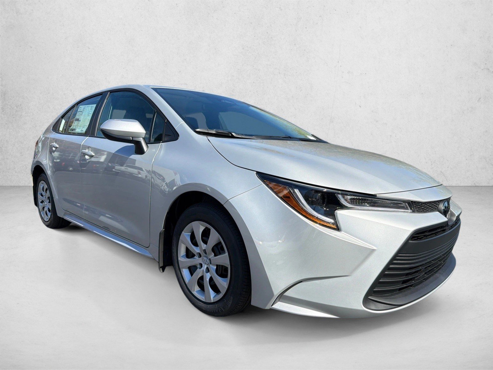 New 2027 Classic Silver Metallic Toyota LE image 1