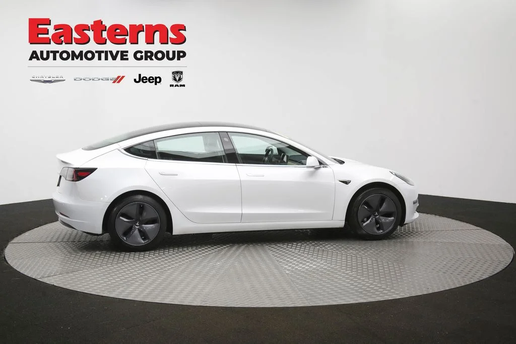 Used 2020 White Tesla Standard image 40