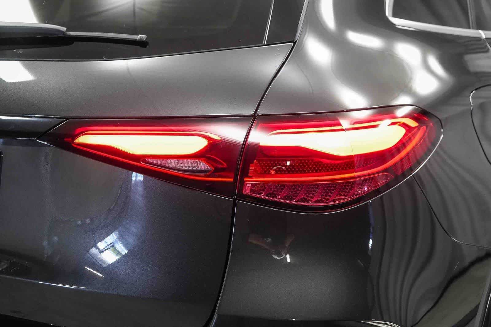 New 2026 Graphite Grey Metallic Mercedes-Benz GLC 300 image 11