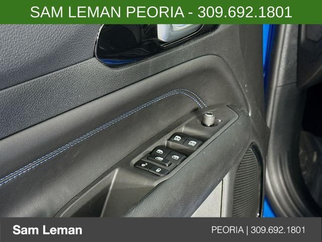 New 2026 Hydro Blue Pearlcoat Jeep Latitude image 15