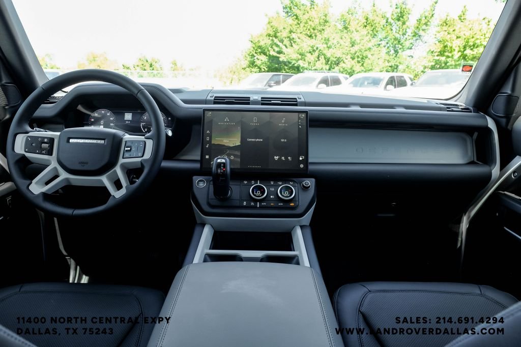 New 2026 Fuji White Land Rover S image 11
