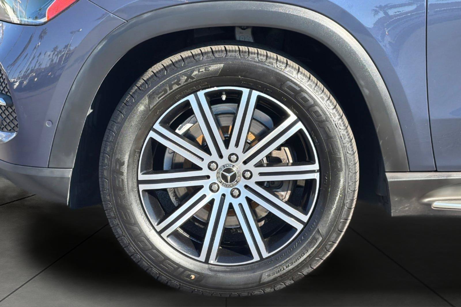 Certified Used 2024 Blue Mercedes-Benz GLE 350 image 5