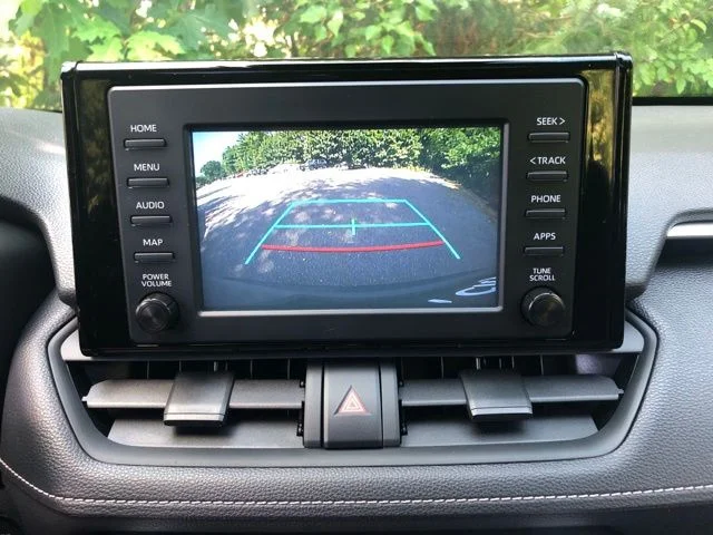 Used 2019 Silver Sky Metallic Toyota XLE image 29