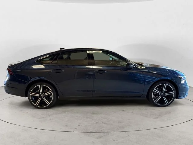 New 2026 Blue Honda SE image 7
