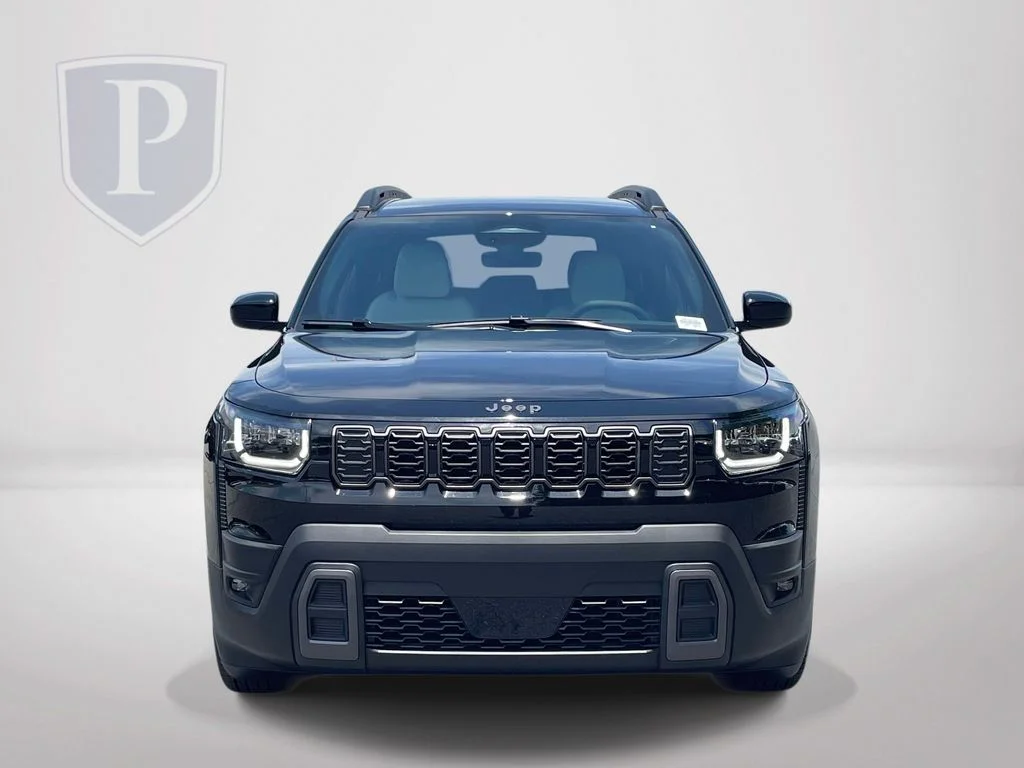 New 2026 Diamond Black Crystal Pearlcoat Jeep Laredo image 3