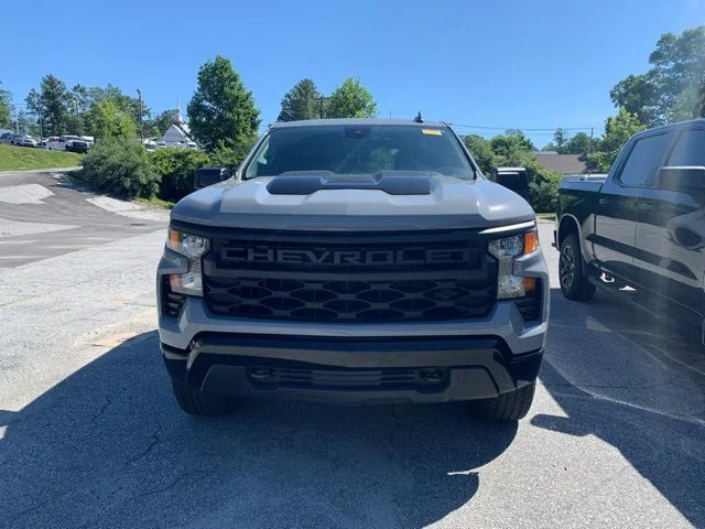 Used 2025 Gray Chevrolet Custom Trail Boss image 3