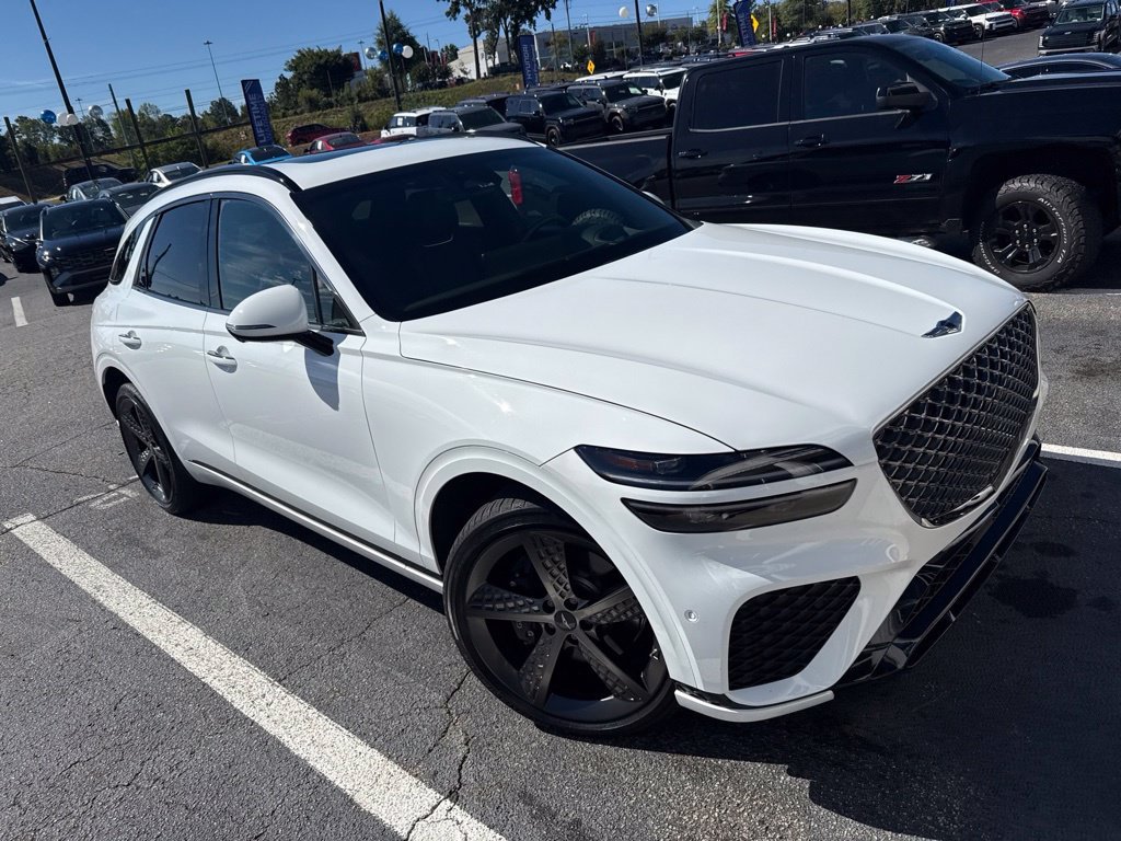 Used 2025 White Genesis 3.5T Sport image 3