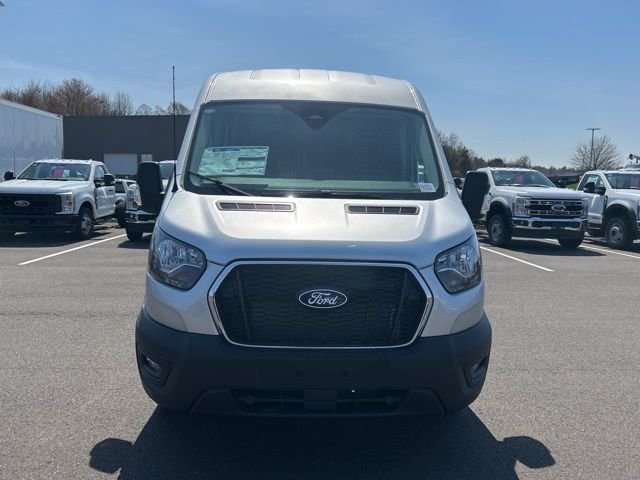 New 2026 Silver Ford Base image 2