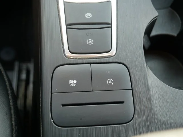 Used 2025 Gray Ford ST-Line Select image 29