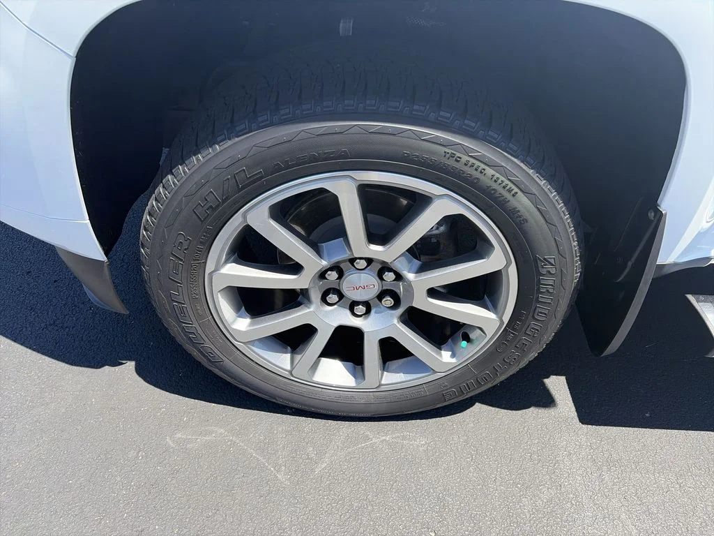 Certified Used 2022 White GMC Denali image 10