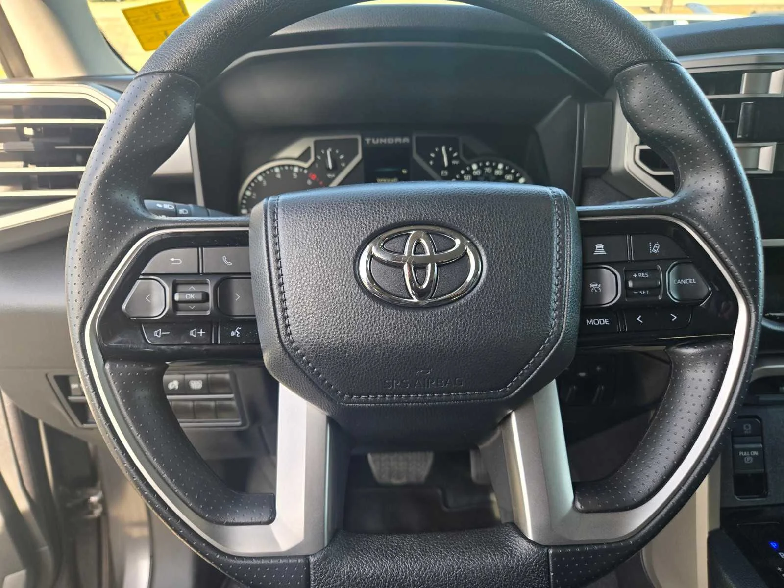Used 2024  Toyota SR5 image 30