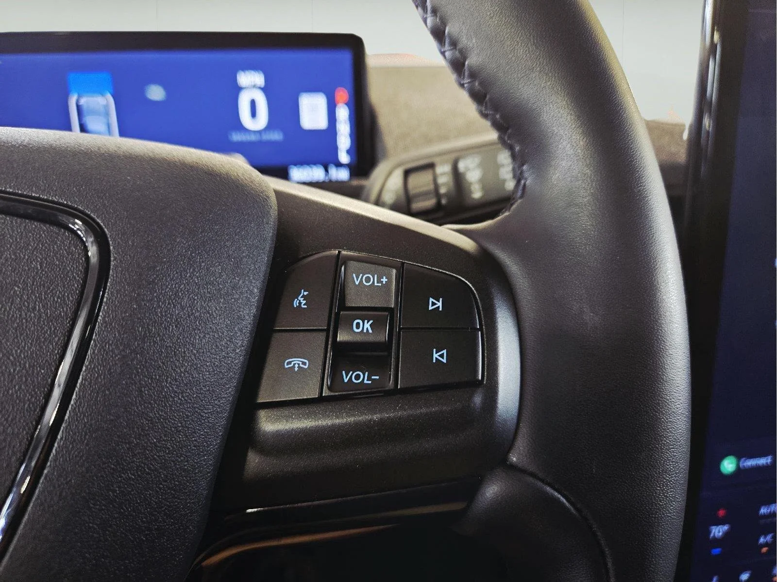 Used 2024 Vapor Blue Ford Premium image 16