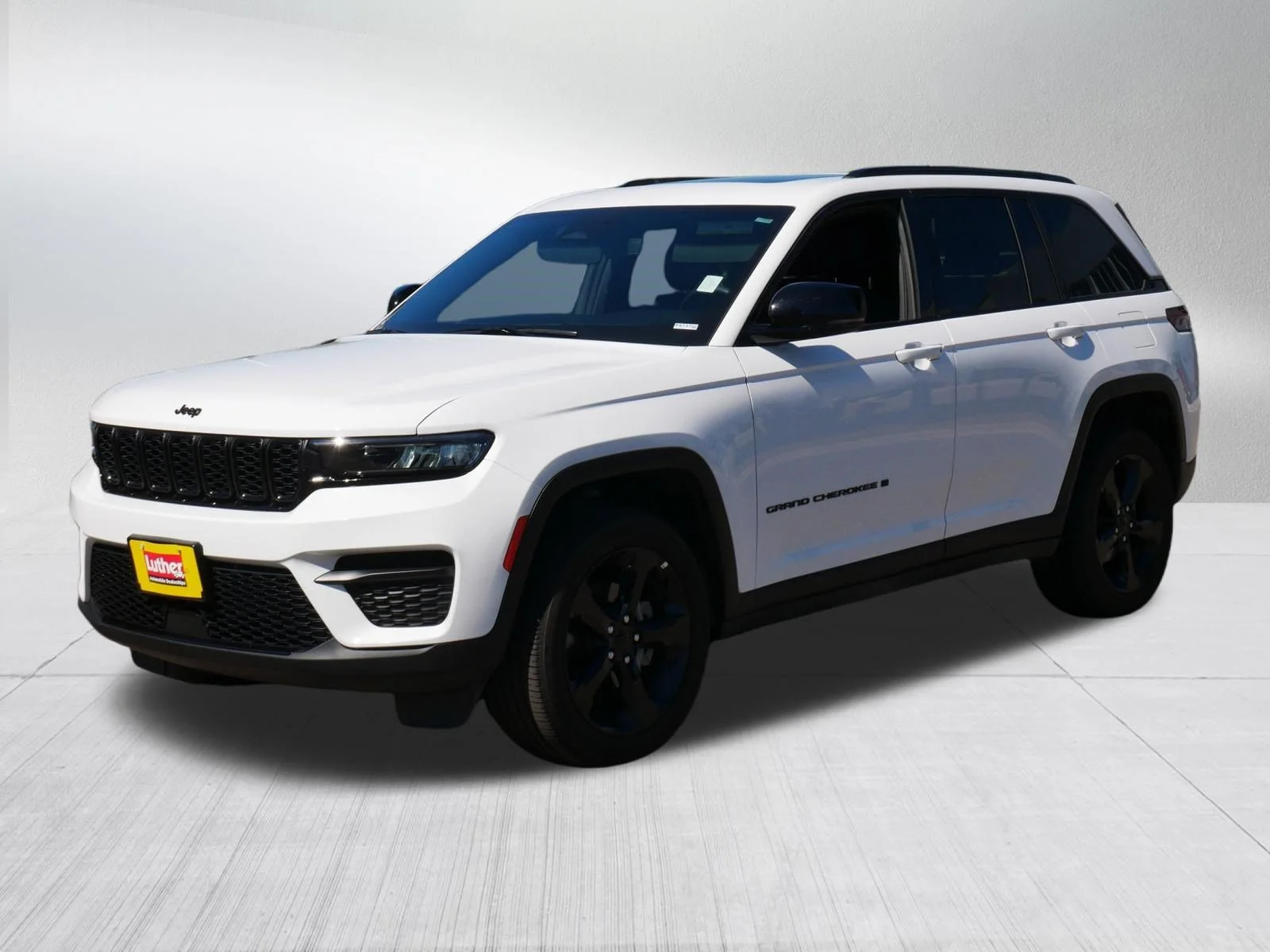 Used 2023 Bright White Clearcoat Jeep Altitude X image 3