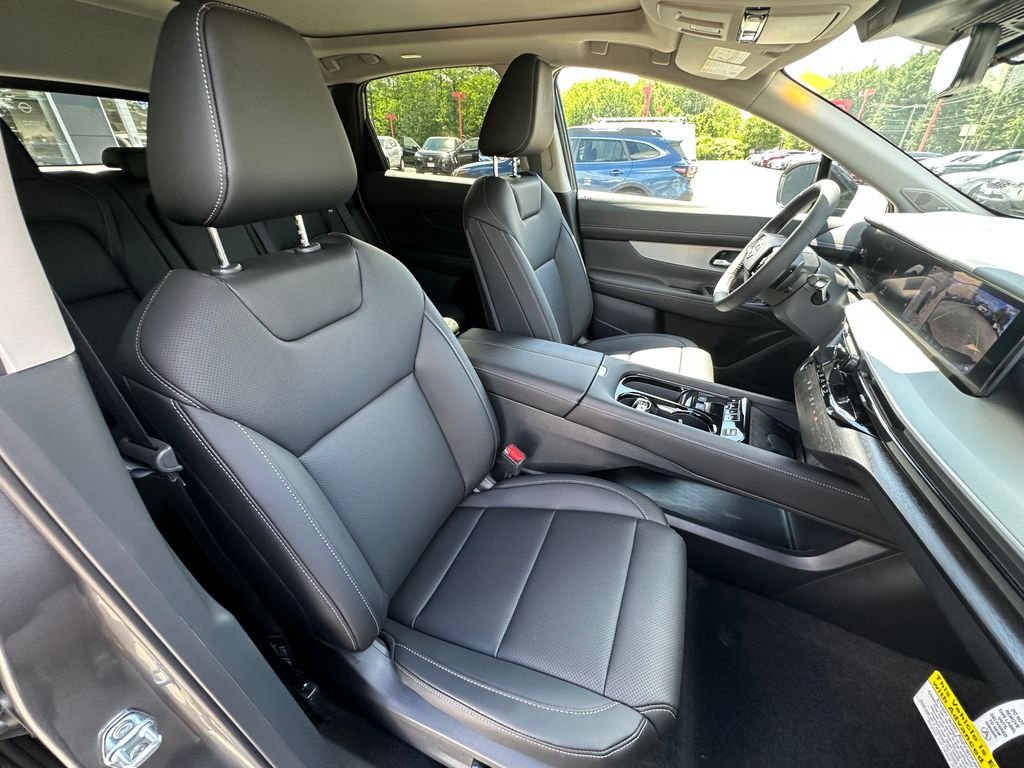New 2026 Gray Nissan SL image 19