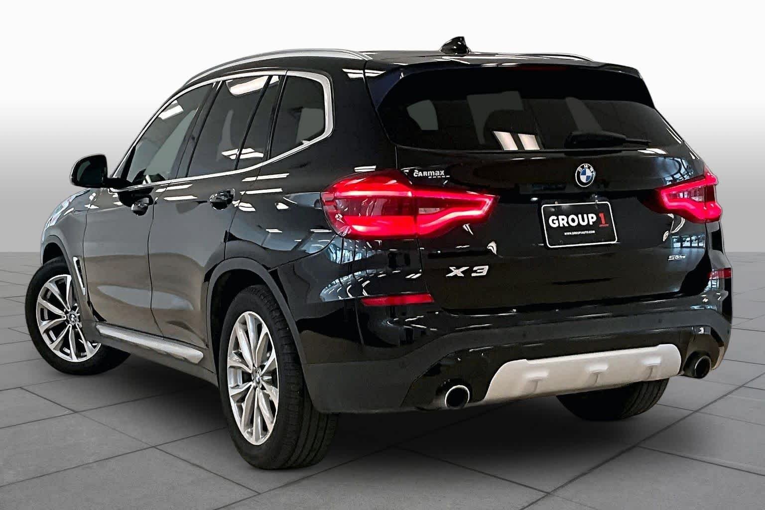 Used 2019 Jet Black BMW sDrive30i image 11