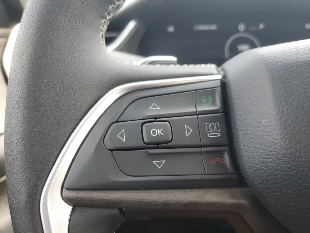 Used 2023 Black Jeep Limited image 15