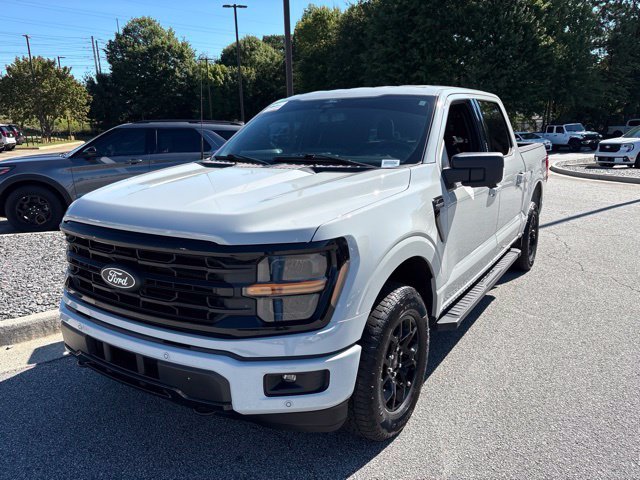 Certified Used 2024 Avalanche Ford XLT image 4