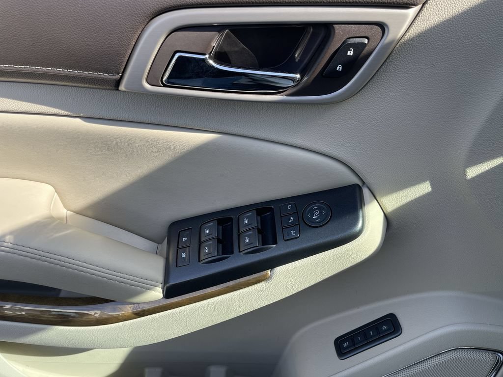 Used 2016 SUMMIT WHITE GMC Denali image 24